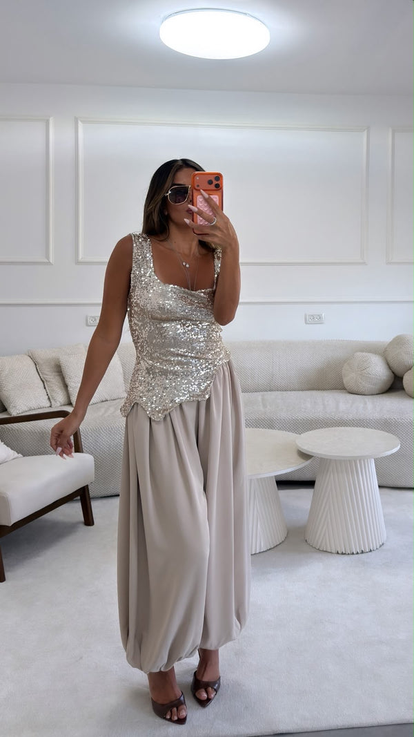 גופיית פייטים