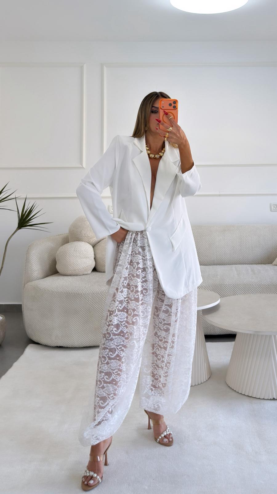 חליפת בלייזר תחרה