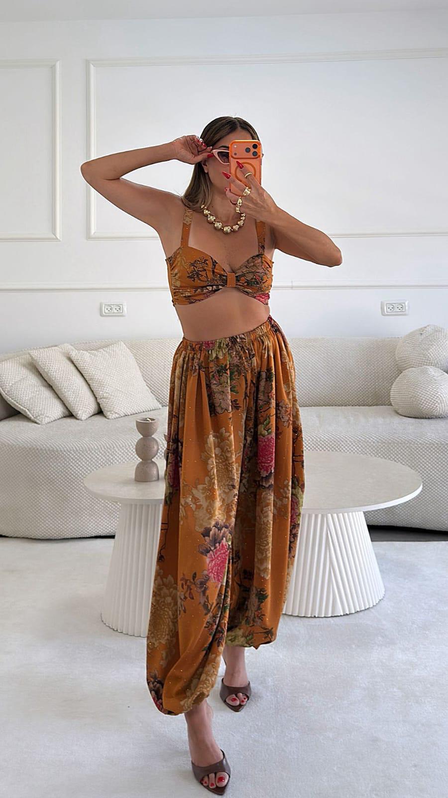 מכנסי אנג'לה