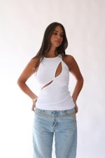 ⁦גופיית לורנזה⁩ – תמונה ⁦3⁩