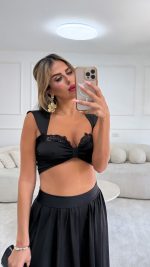 ⁦חליפת טופ חצאית⁩ – תמונה ⁦7⁩